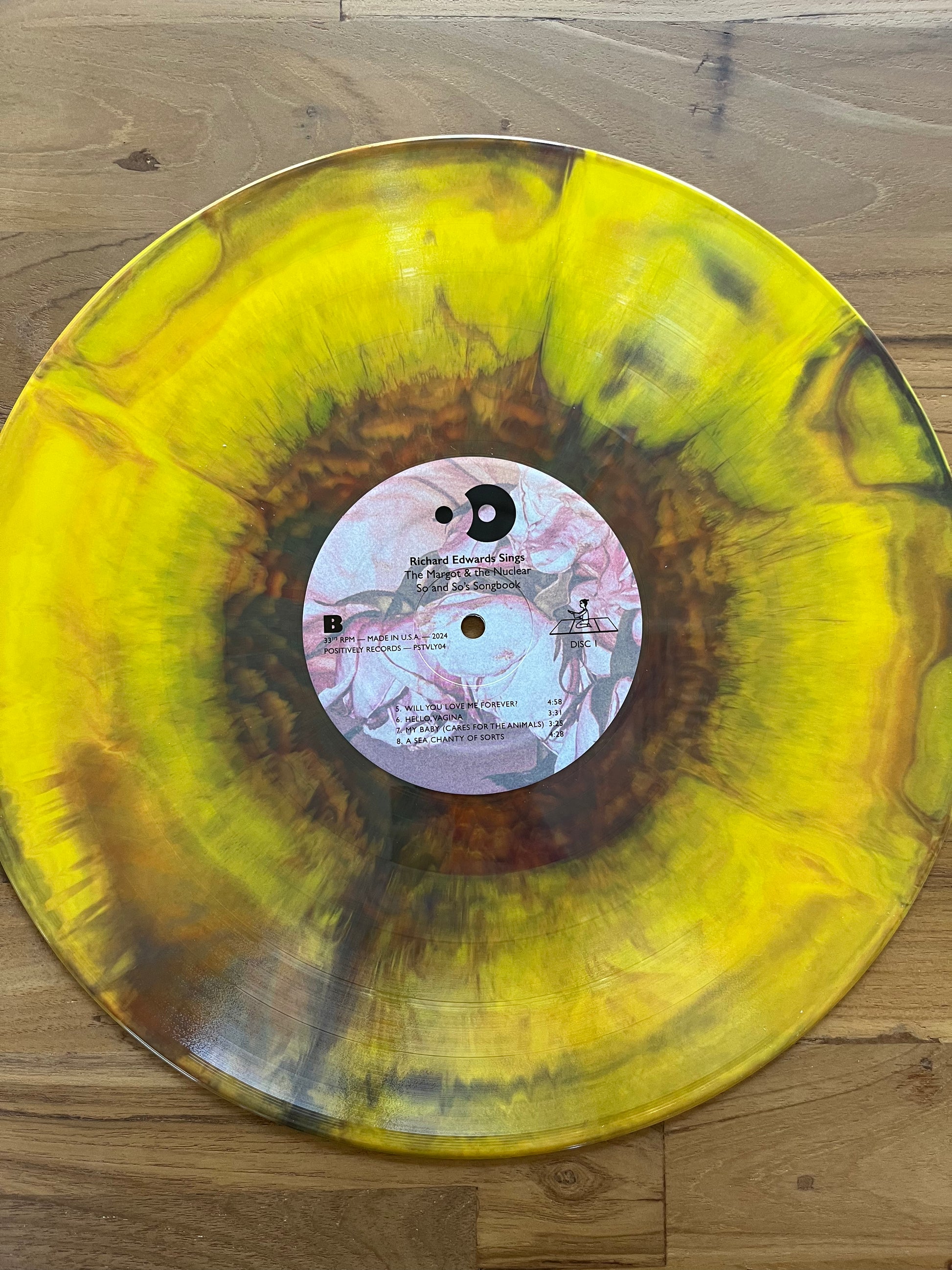 Random Color Vinyl - Yellow/ Brown Iris